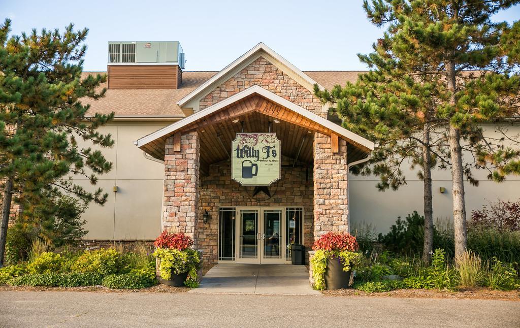 Thumper Pond Resort Ottertail Экстерьер фото