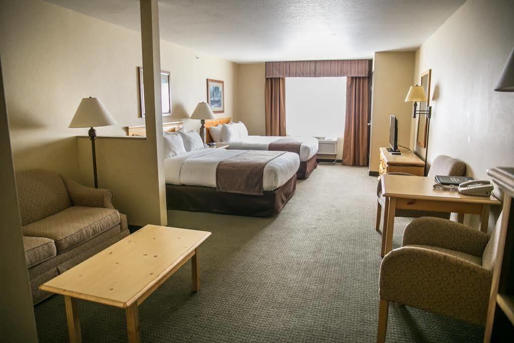Thumper Pond Resort Ottertail Экстерьер фото